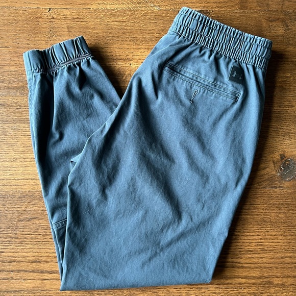 Under Armour Jogger Pants - Picture 1 of 2